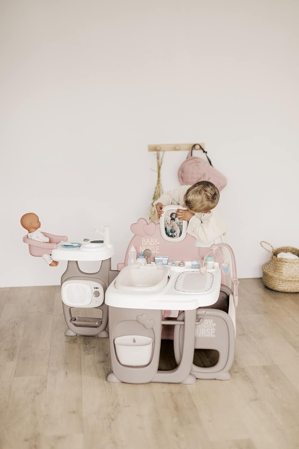 Baby nurse kącik opiekunki