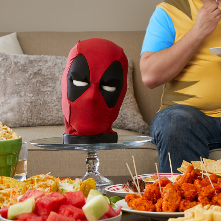 MARVEL interaktywna głowa Deadpool E6981 /2