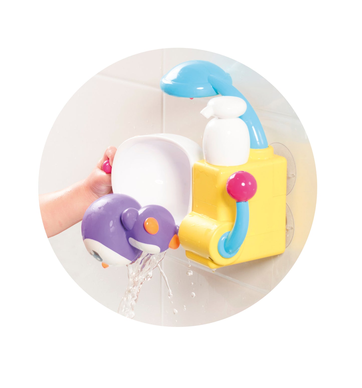 TOMY TOOMIES prysznic pingwina E72610