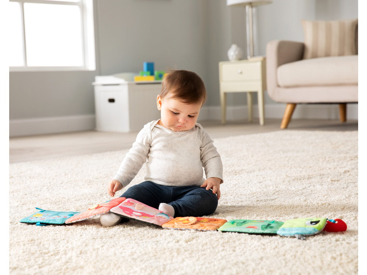 TOMY Lamaze gąsienica książ.eduk.L27463