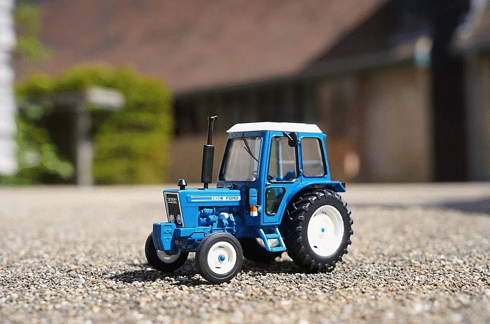 TOMY Britains traktor Ford 6600 43308 /3