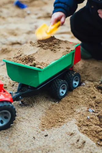 Najlepsze zabawki do piasku na każdą okazję: Nasze topowe wybory z yupi.pl