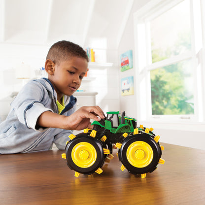 TOMY John Deere traktor opony z kolcami 46712 /2