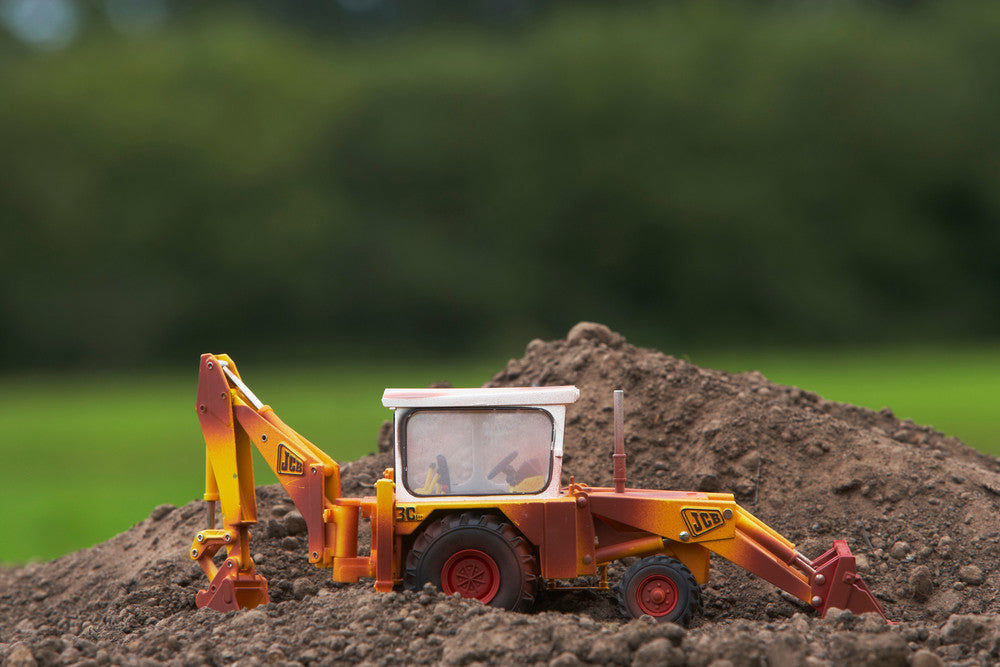 Tomy britains britains zardzewiała koparka jcb 3c mark iii