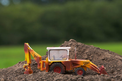 Tomy britains britains zardzewiała koparka jcb 3c mark iii