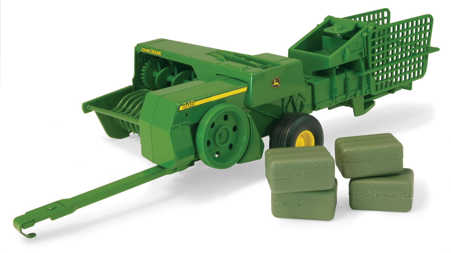 TOMY John Deere BigFarm prasa metal+4 bale  45220