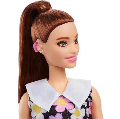 Barbie lalka Fashionistas w suk HBV19 GRB55