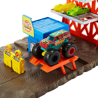 Hot wheels monster trucks demolka na stacji zestaw