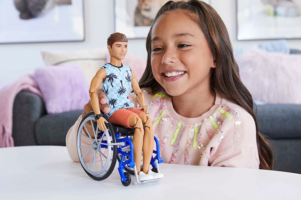Barbie Ken na wózku inwalidzkim HJT59 /2