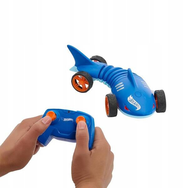 Hot Wheels auto RC Shark Speeder/dźwięk HXJ83
