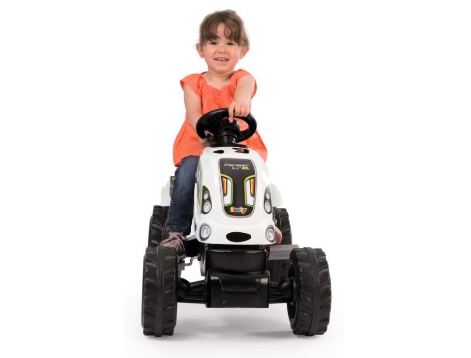 SMOBY traktor XL krówka z przyczepką 710113