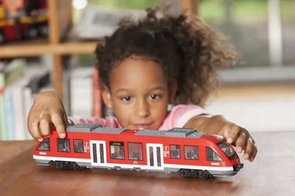 Dickie city train z otwieranymi drzwiami