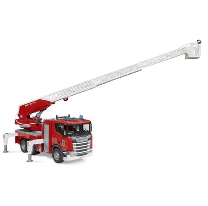Scania Super 560R straż pożarna z pompą