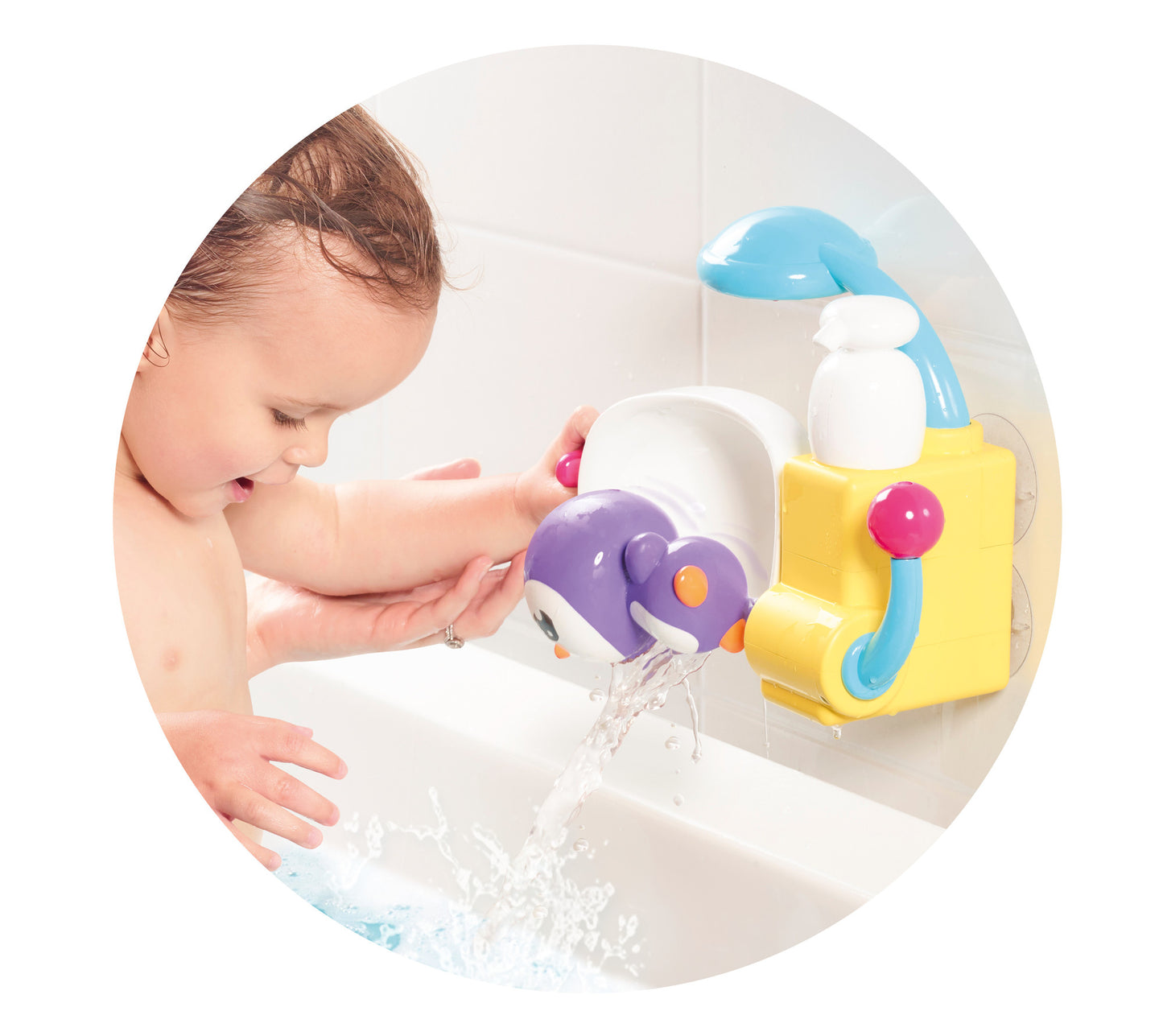 TOMY TOOMIES prysznic pingwina E72610