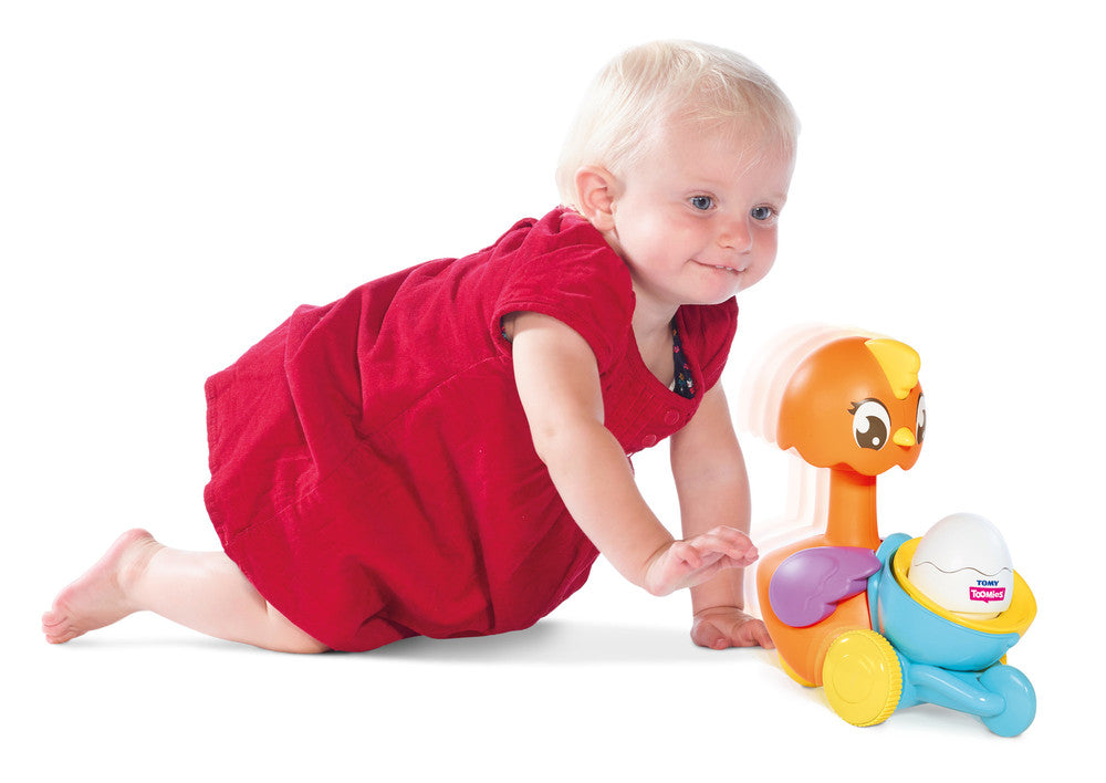 TOMY TOOMIES piskle w wózeczku E72723/4
