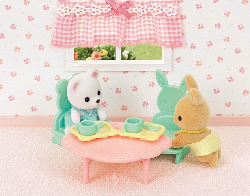 SYLVANIAN Pokój dziecięcy z figurkami 05397
