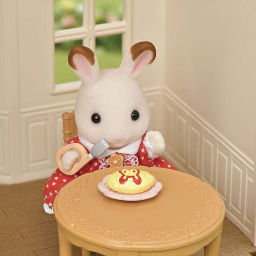 Sylvanian przytulny domek wiejski z czerwonym dachem