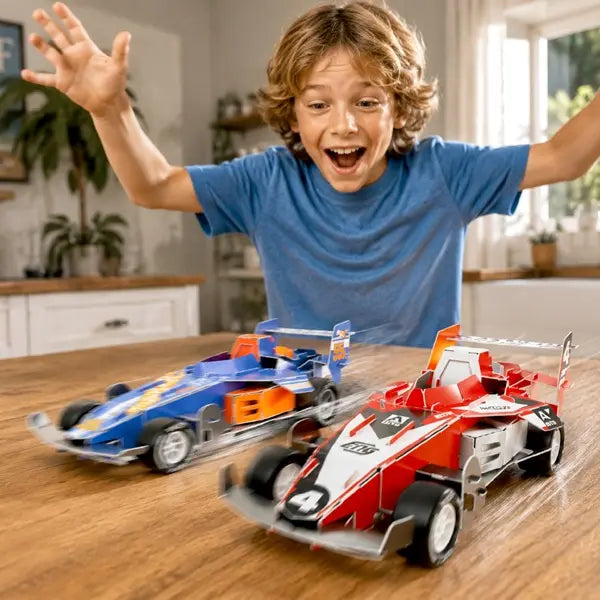 Hot Wheels Maker Kitz 2x cars Make and Race