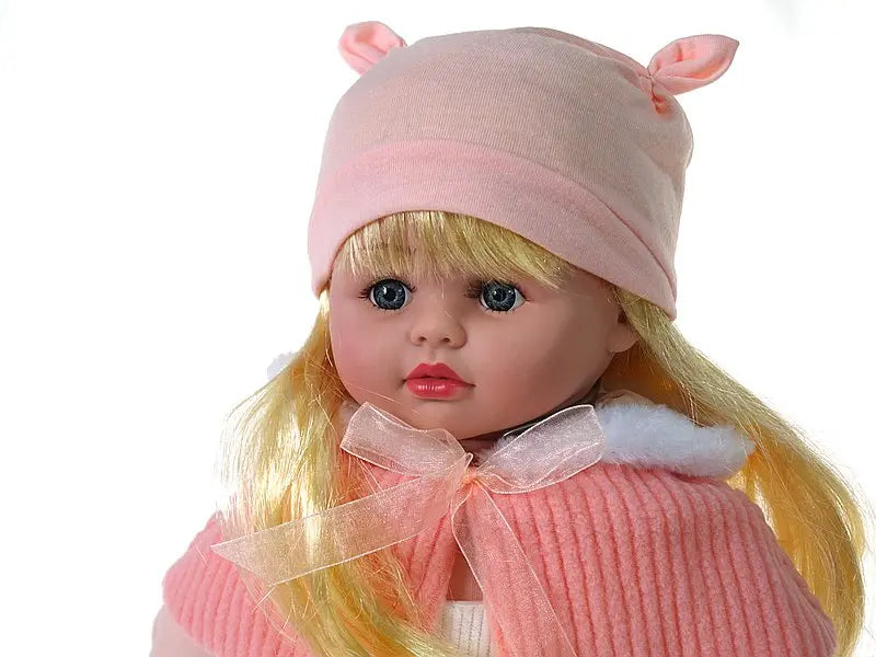 Lalka blondynka 40cm, w zimowym ubranku, śpiewa i mówi po polsku
