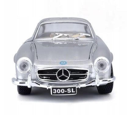 BBU 1:24 Mercedes-Benz 300SL 1954 silver 22023SL