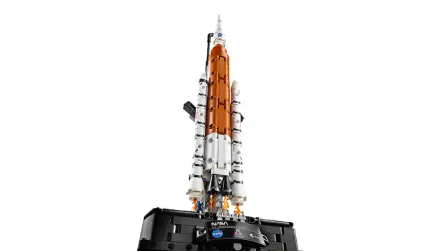 Lego Technic - Rakieta SLS NASA Artemis