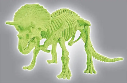 Naukowa zabawa skamieniałości fluorescencyjny triceratops