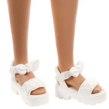 Barbie lalka Fashionistas w różowej sukience
