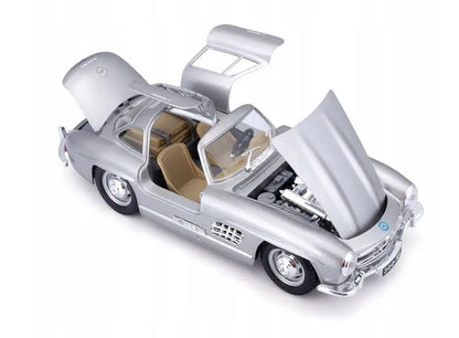 BBU 1:24 Mercedes-Benz 300SL 1954 silver 22023SL