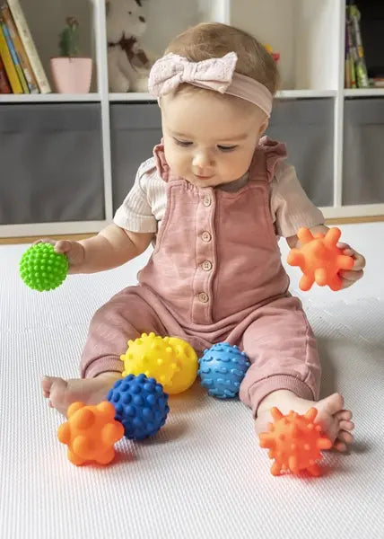 Piłeczki sensoryczne 8szt bez dziurki