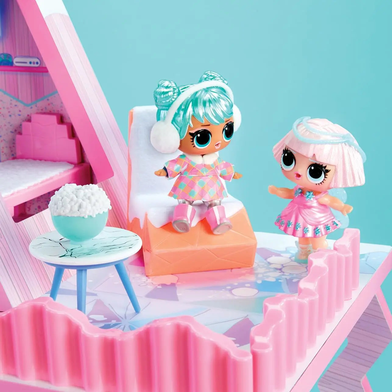 L.O.L. Surprise Winter Snow Chalet