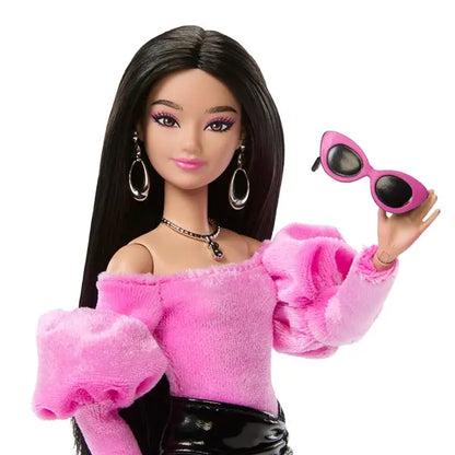 Barbie Deluxe Style w czarnej mini
