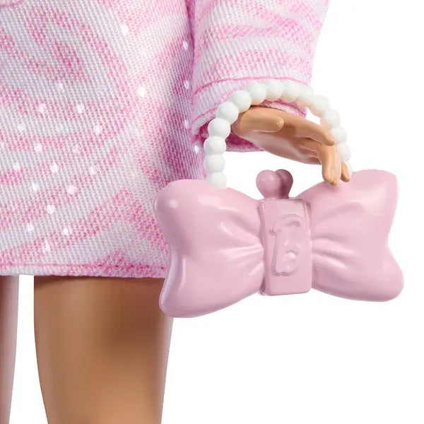Barbie Deluxe Style w różowym komplecie