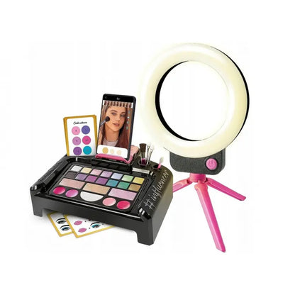 Crazy chic studio make-up