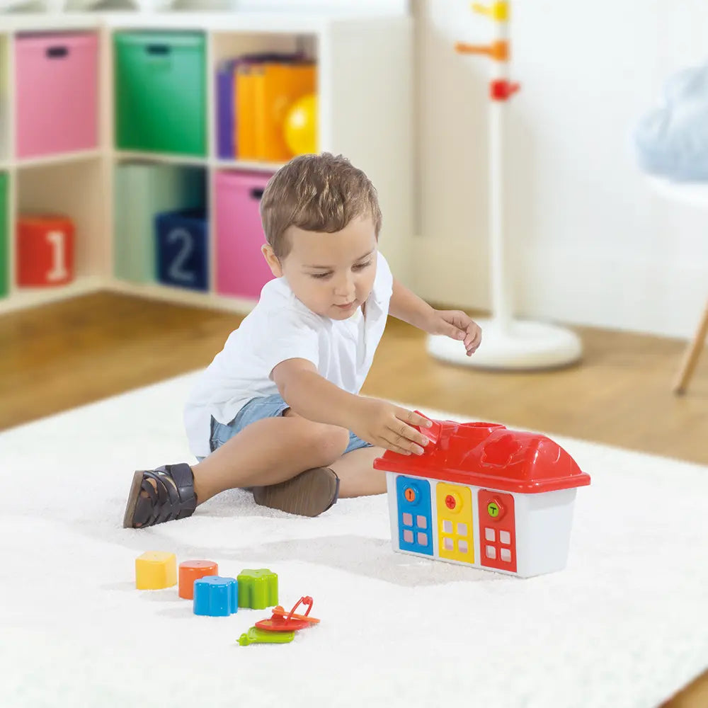 Domek sorter z kluczykami