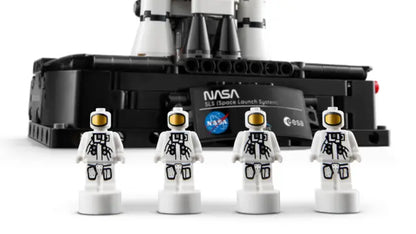 Lego Technic - Rakieta SLS NASA Artemis