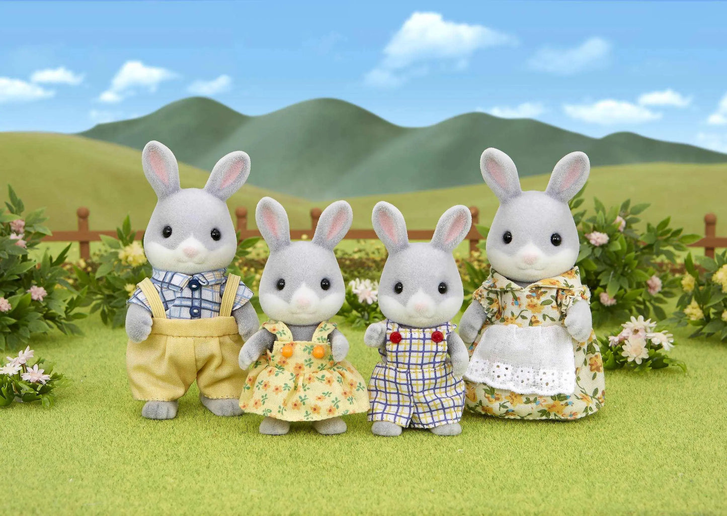 SYLVANIAN Rodzina szarych króliczków
