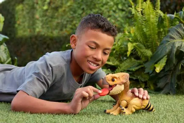Jurassic World - Aquilops interaktywny dinozaur
