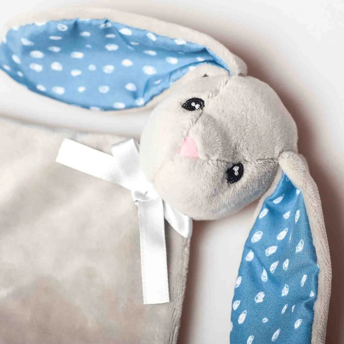Whisbear doudou kocyk przytulanka królik szary