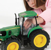 TOMY BIG FARM John Deere 6830 traktor św/dźw 42425 42425
