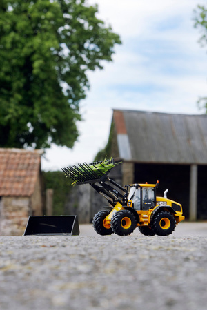 TOMY JCB 419S Ładowarko-koparka kołowa 43223