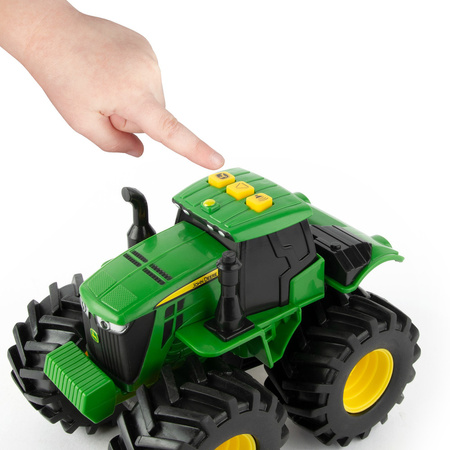 Traktor Monster John Deere TOMY z efektami świetlnymi i dźwiękowymi 46656