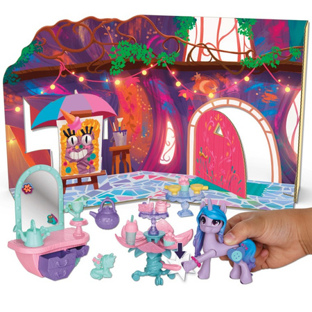 My Little Pony Izzy Moonbow Unicorn tea  F6112