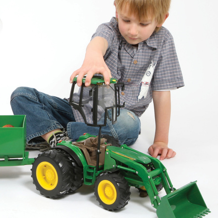 TOMY BIG FARM John Deere 6830 traktor św/dźw 42425 42425